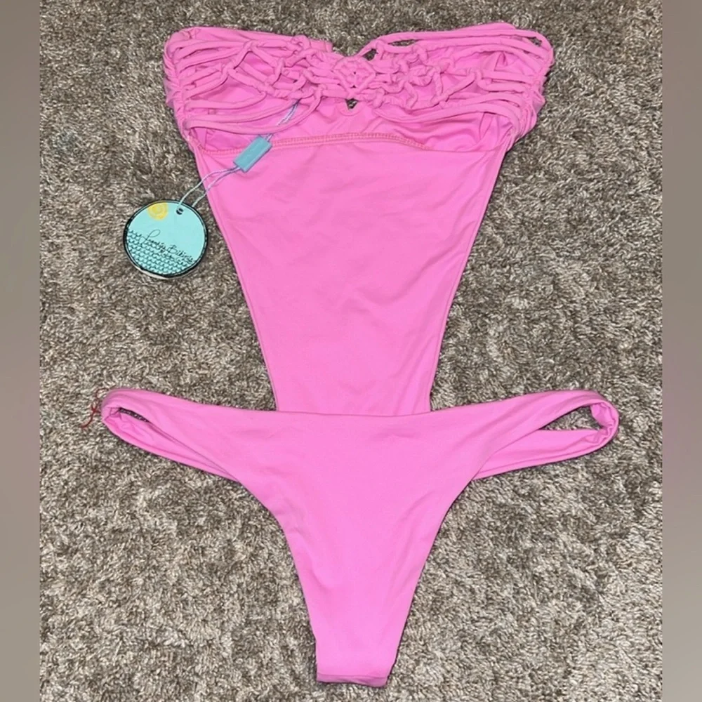 Frankie’s Bikinis Cali Cut Out One Piece Pink Size XS